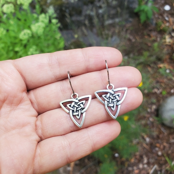 New Handmade Silver Celtic Triangle Earrings - Picture 9 of 13